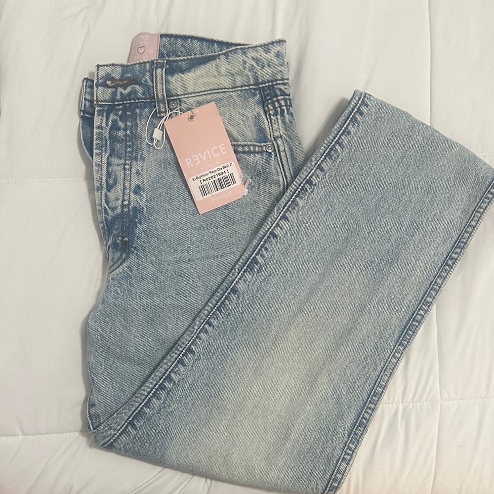 REVICE Women's Faded Blue Straight Leg Jeans with sip